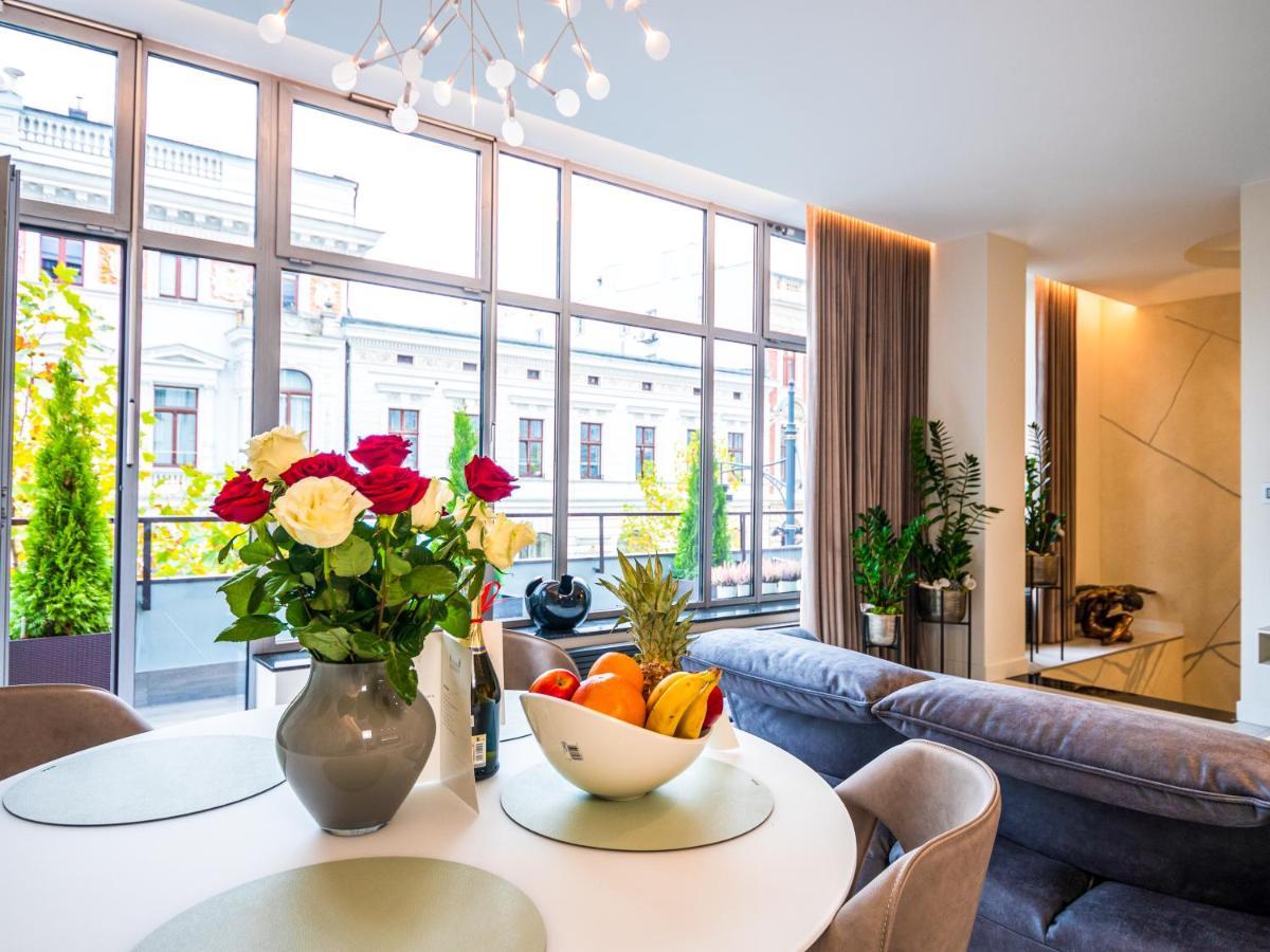 Pietryna Apartments Luxury - Sauna , Jacuzzi , Bezposrednio Przy Ul Piotrkowskiej Łódź Eksteriør bilde