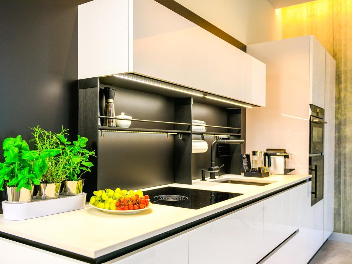Pietryna Apartments Luxury - Sauna , Jacuzzi , Bezposrednio Przy Ul Piotrkowskiej Łódź Eksteriør bilde