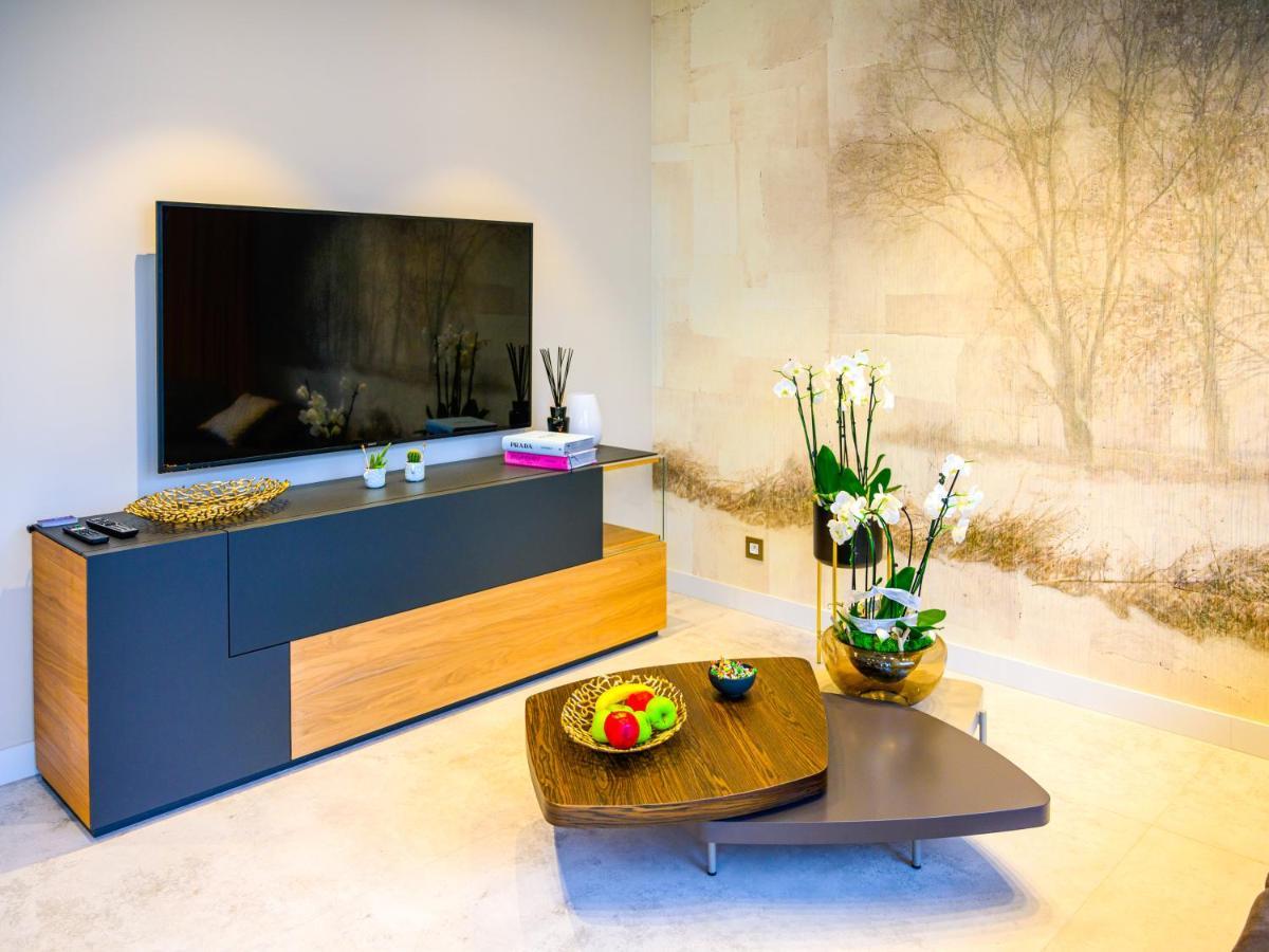 Pietryna Apartments Luxury - Sauna , Jacuzzi , Bezposrednio Przy Ul Piotrkowskiej Łódź Eksteriør bilde