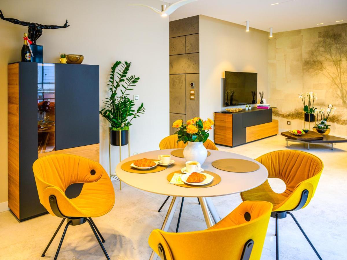Pietryna Apartments Luxury - Sauna , Jacuzzi , Bezposrednio Przy Ul Piotrkowskiej Łódź Eksteriør bilde